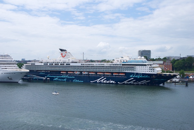 31. Mein Schiff 2